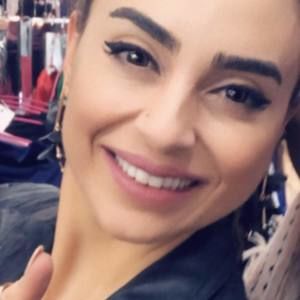 Meet your Posher, Aline